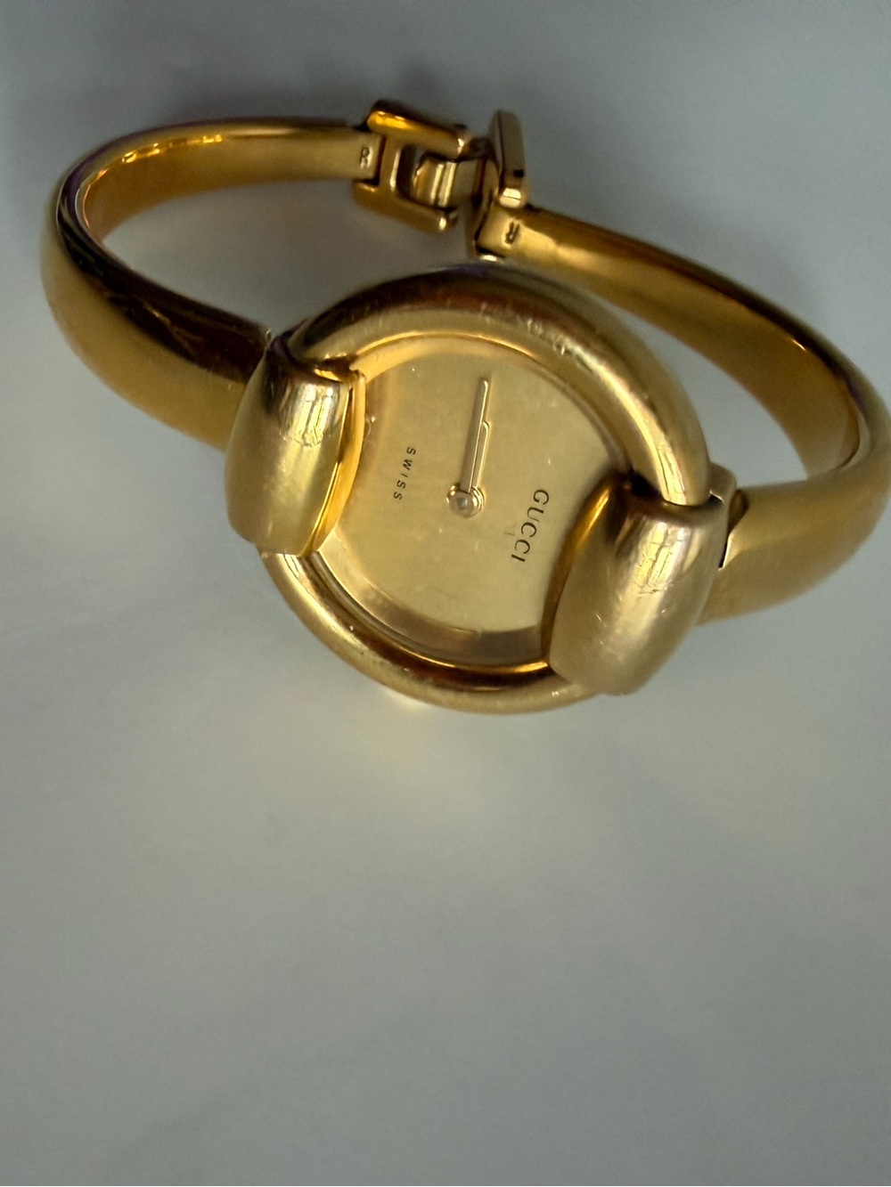 Gucci 1400L Horsebit Bangle Watch